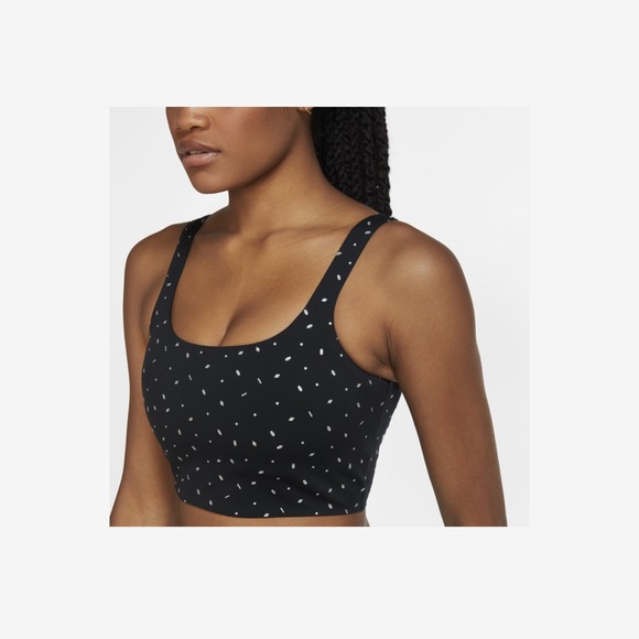 Nike Set - Picture 2 of 5